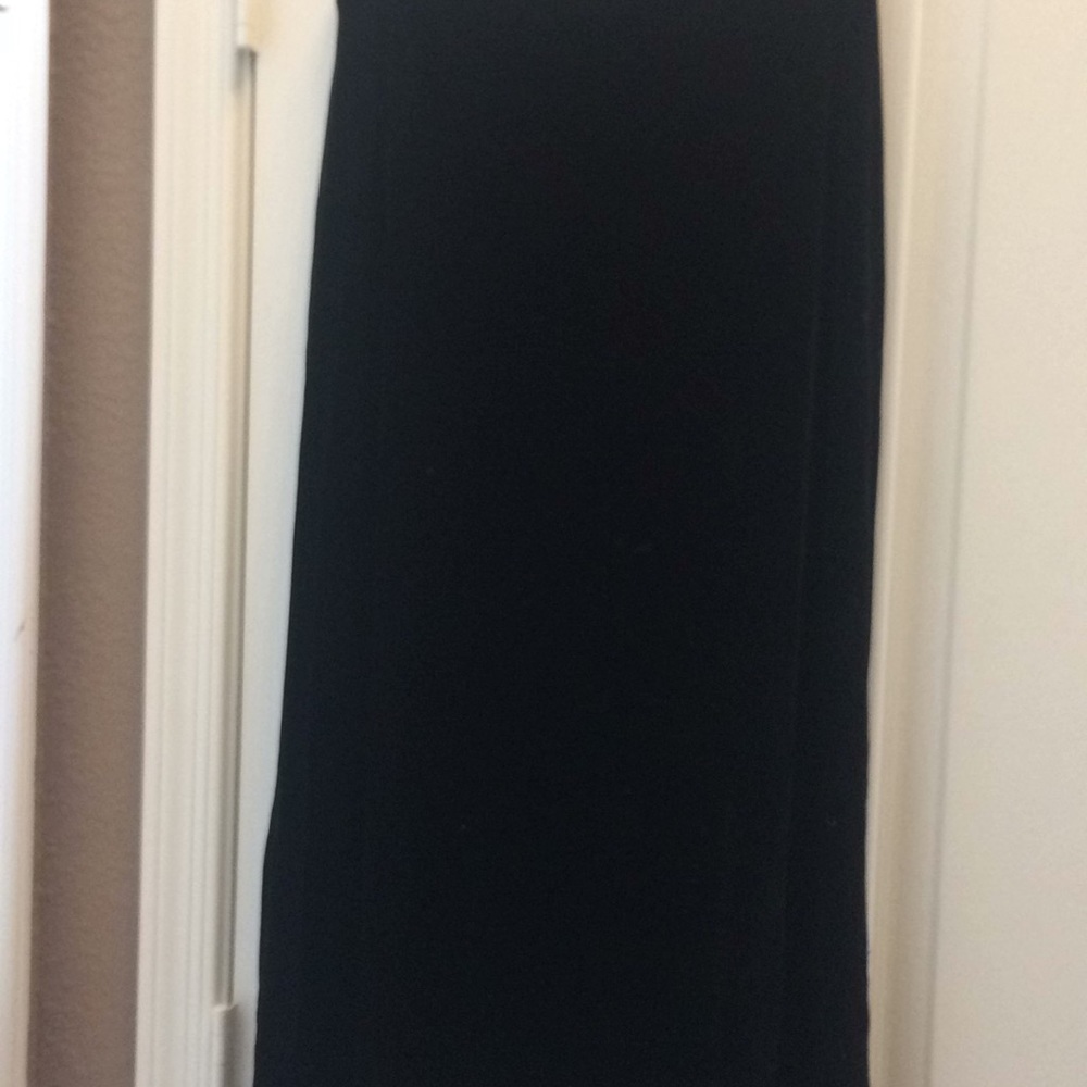 FINAL MARKDOWN George stretch velvet skirt small 4/6